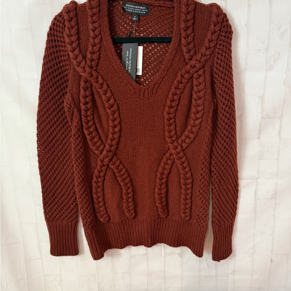 Banana Republic V-Neck Cashmere Sweater - Deep Burgundy - Picture 5 of 7